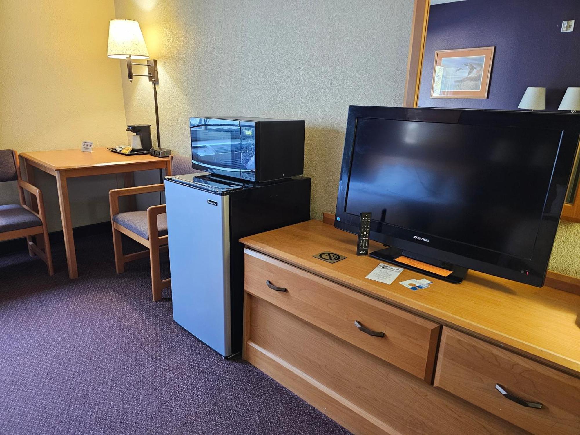 Fossil Creek Hotel & Suites Russell Ngoại thất bức ảnh