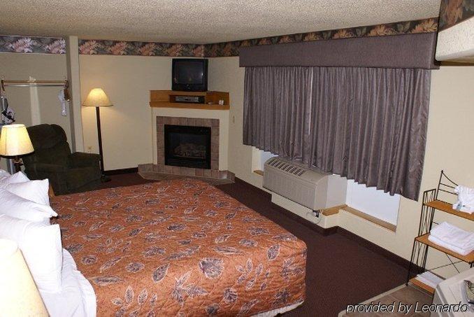 Fossil Creek Hotel & Suites Russell Phòng bức ảnh